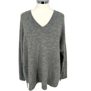XCVI V-Neck Sweater Gray Size Large